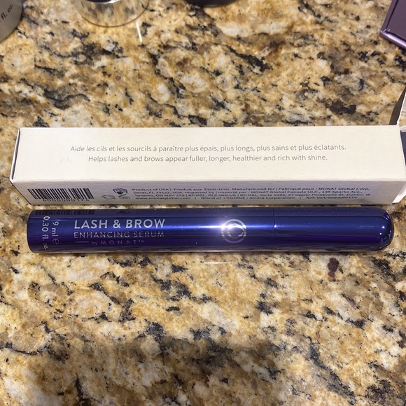 Monat lash and brow enhancing serum - Picture 2 of 2